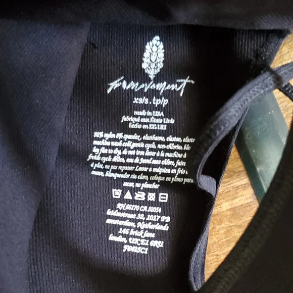 🖤 Free People Strappy Back Tighten Up Tank 🖤 - Picture 6 of 10